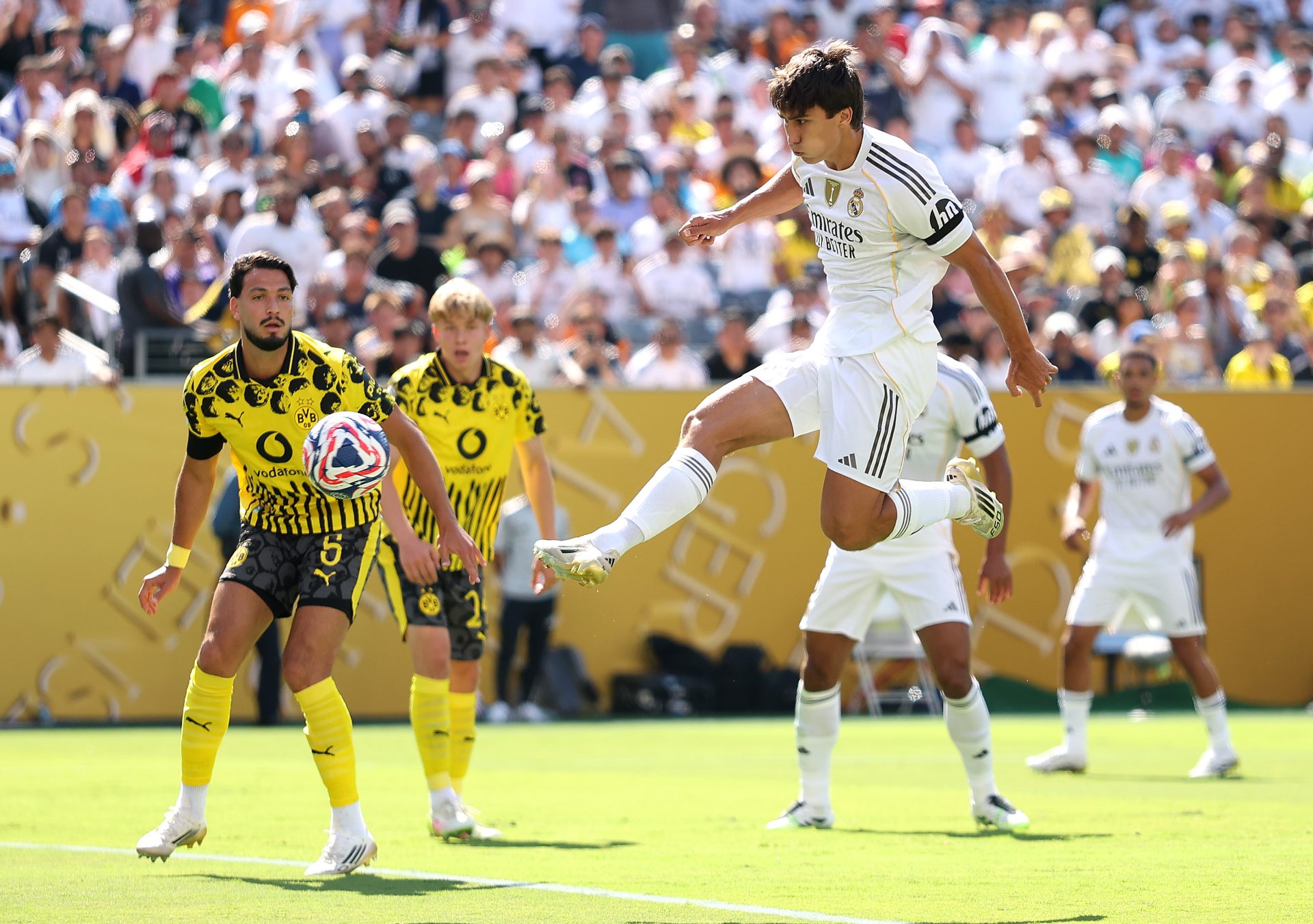 Preview Xabi Alonso’s Real Madrid: Goals Flowing, But Semifinal Lineup Concerns Loom vs. PSG