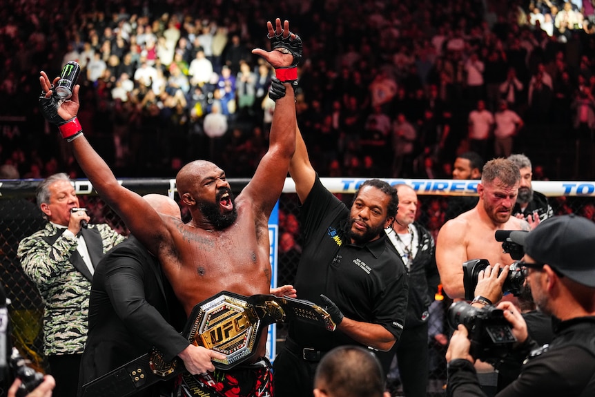 Preview Jon Jones Sets Sights on Championship Showdown at Groundbreaking White House UFC Card