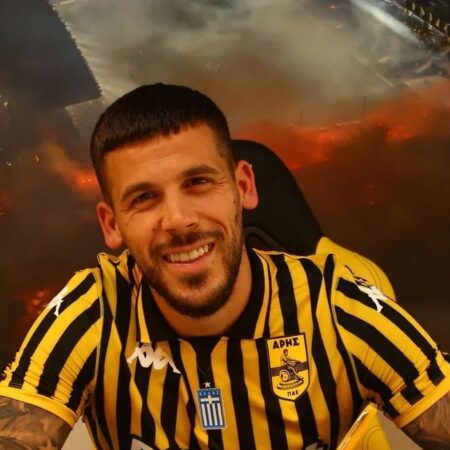 Ex-Barcelona Soccer Prospect Carles Perez Hospitalized After Bizarre Dog Bite Incident