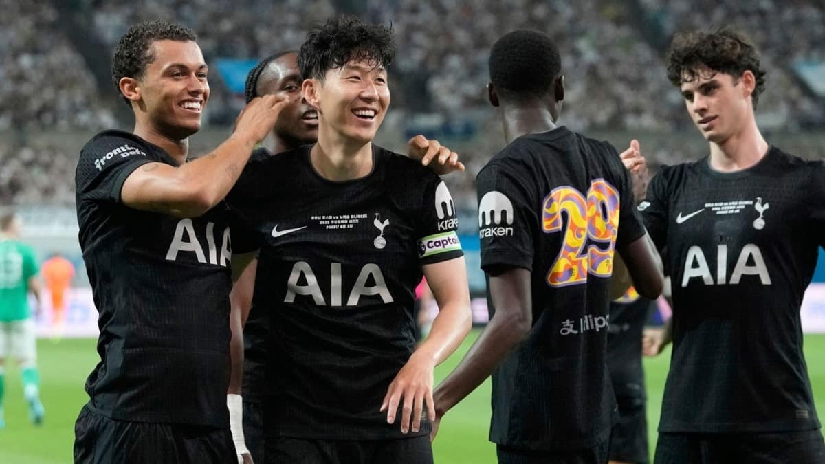 Preview Heung-min Son’s Emotional Goodbye to Tottenham: A Guard of Honor and a Legacy