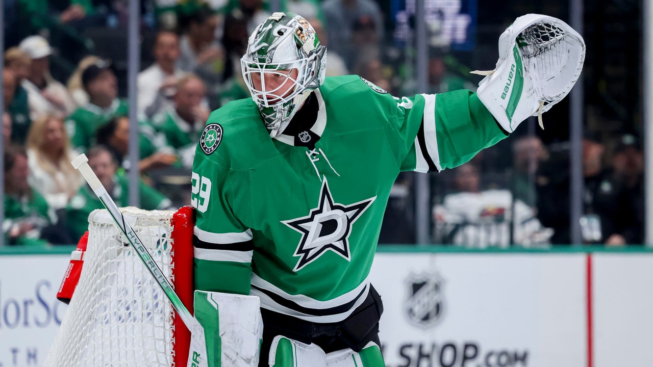Preview Dallas Stars’ Jake Oettinger Looks Back to Laugh Ahead