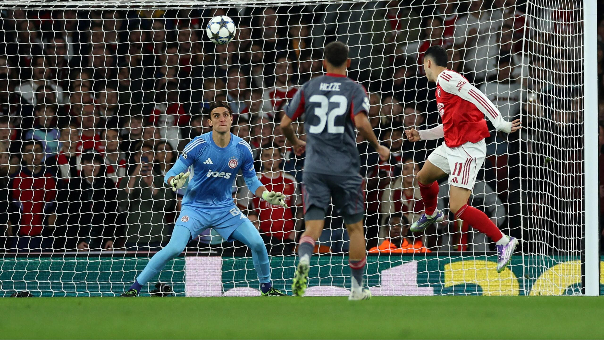 Preview Arsenal vs Olympiacos: Revisiting a Dramatic Rivalry as Champions League Returns