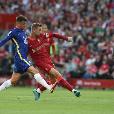 Football Weekend Preview: Chelsea vs. Liverpool & USMNT Roster Takes Shape