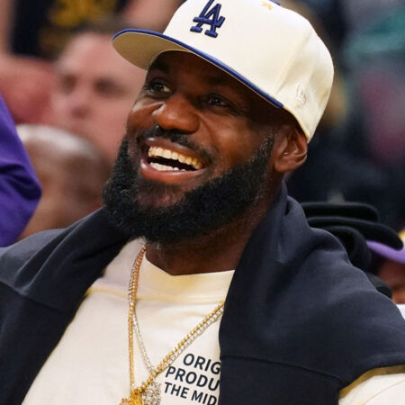 Lakers Unfazed by LeBron James’ ‘Second Decision’ Marketing Stunt