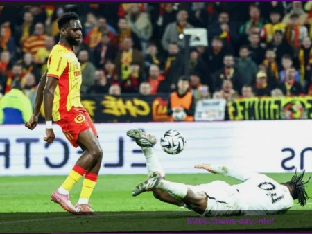 Ланс возглавил Лигу 1, разгромив Анже 5:1