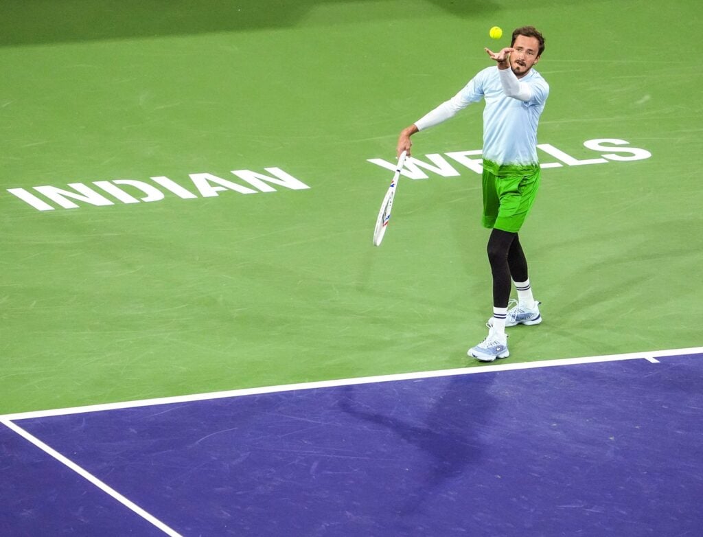 Preview Daniil Medvedev and Tennis Stars Stranded in Dubai Amid Airspace Shutdown