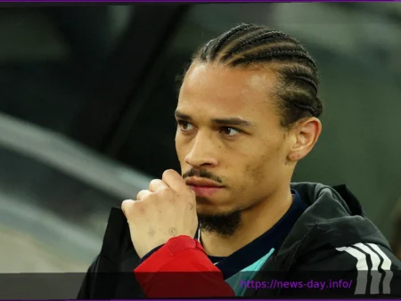 Звезды сборной Германии осуждают освистывание Лероя Сане фанатами: призыв к единству