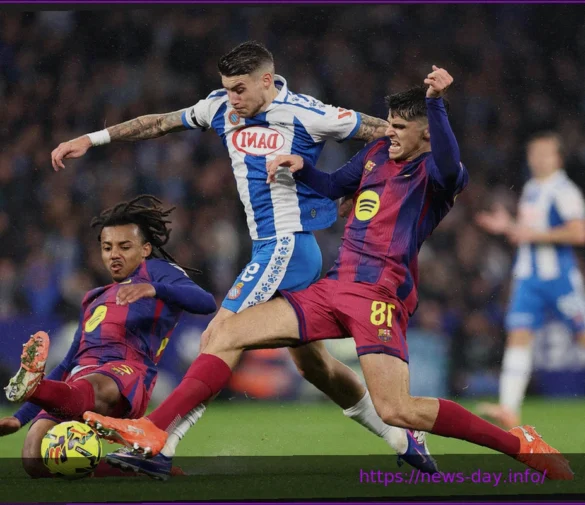 Barcelona Open to Selling Three Defenders to Fund Transfers