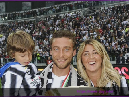 Davide Marchisio si allena con la prima squadra della Juventus