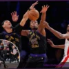 Lakers’ Defensive Intensity Overwhelms Rockets, Creates Formidable Deficit