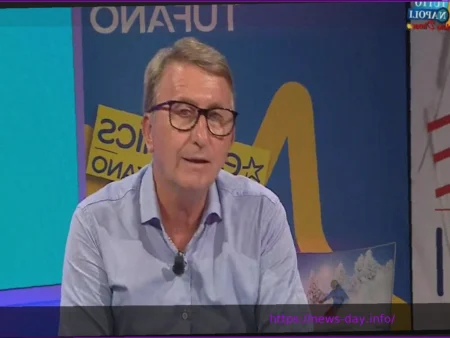 Auriemma suggests Conte bench two players focused on the World Cup