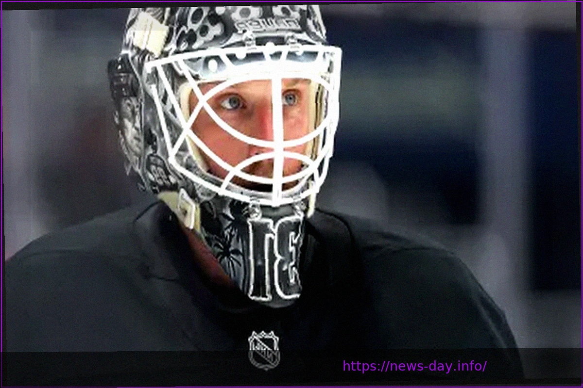 Preview Forsberg, Ullmark, and Larkin Named NHL ‘Three Stars’ of the Week