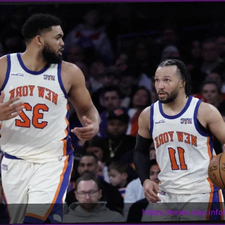 Knicks’ Star Duo Struggles Cast Shadow Over Immediate Ambitions and Future Strategy