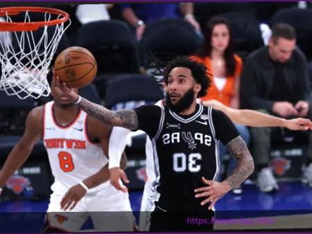 Julian Champagnie Signs $45 Million Extension with Spurs