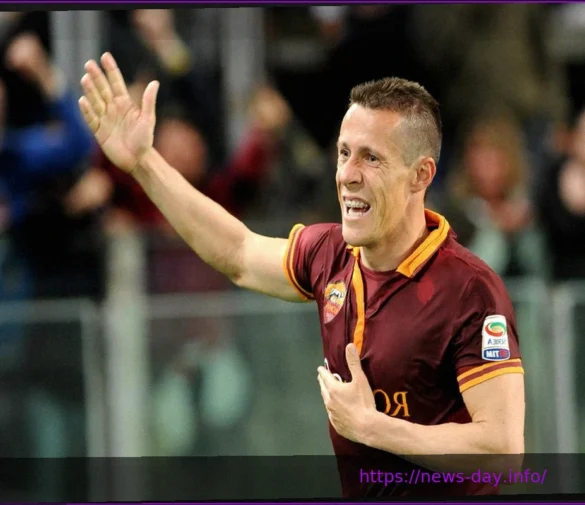 Totti Renews for One Year, Zeman Considers Primavera Role, Taddei Extends Until 2014