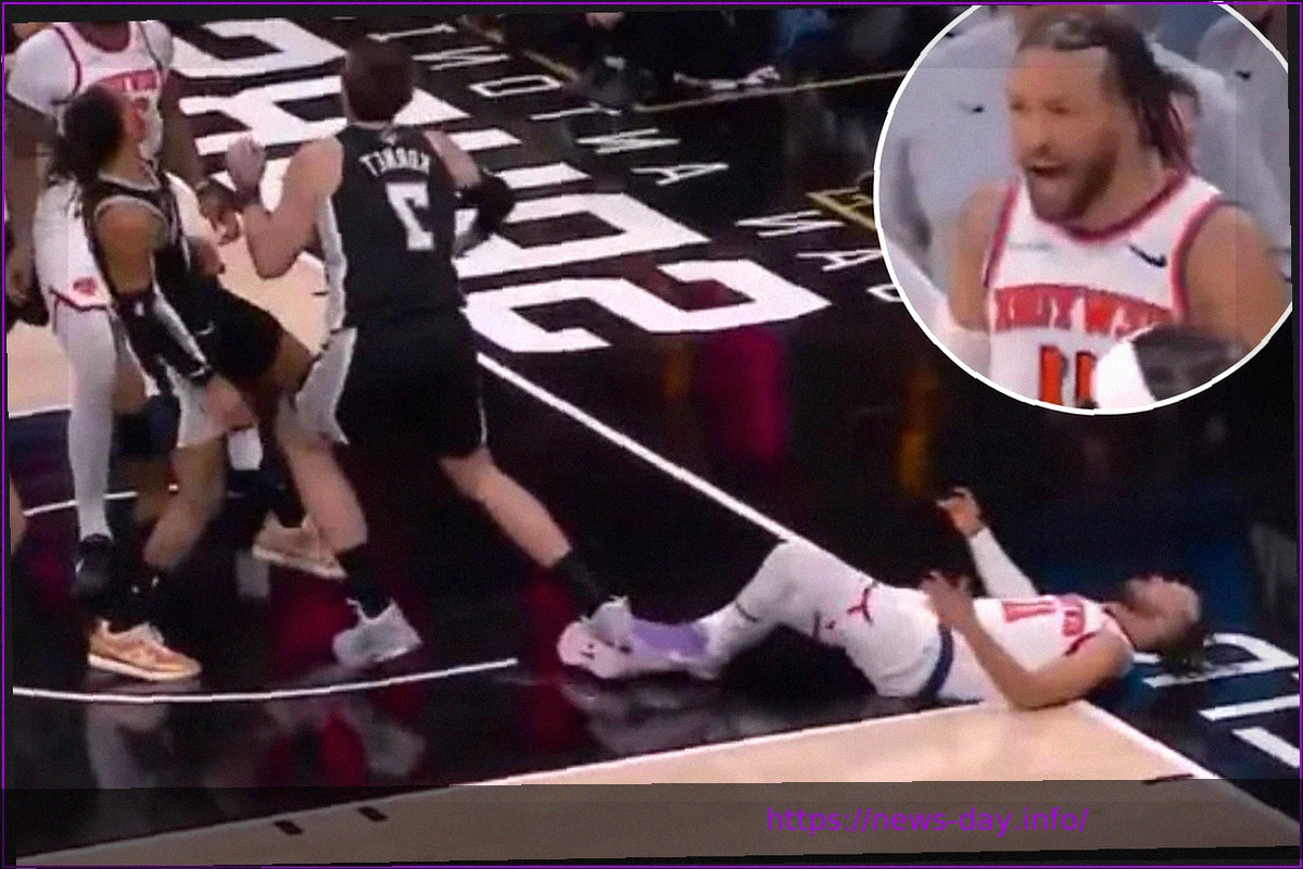 Preview Jalen Brunson’s Fiery Outburst at Referee Scott Foster After Ankle Injury